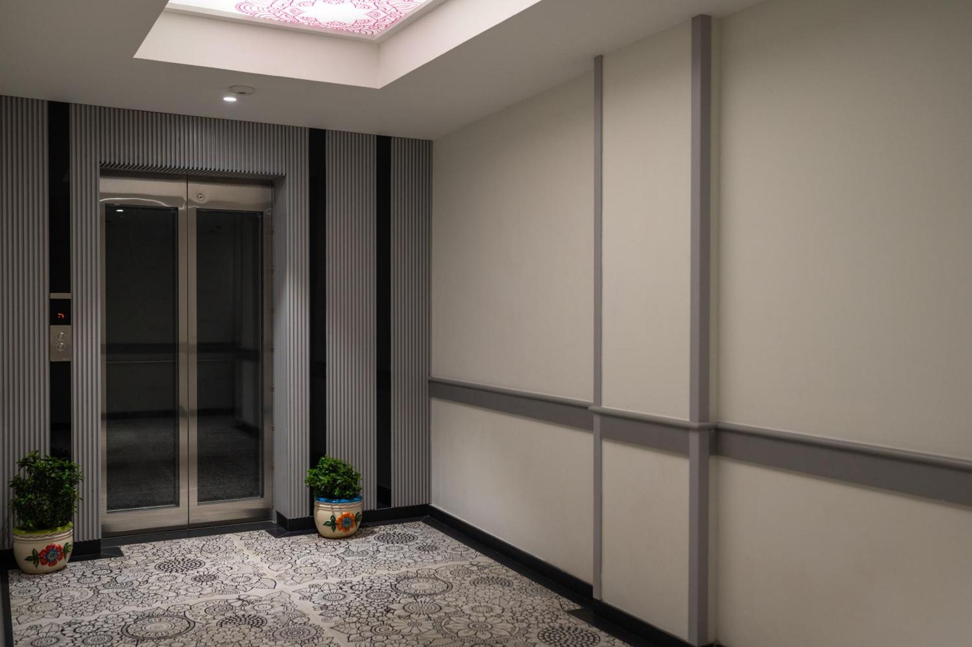 Zibe Luxe Kakinada By Grt Hotels Exterior foto