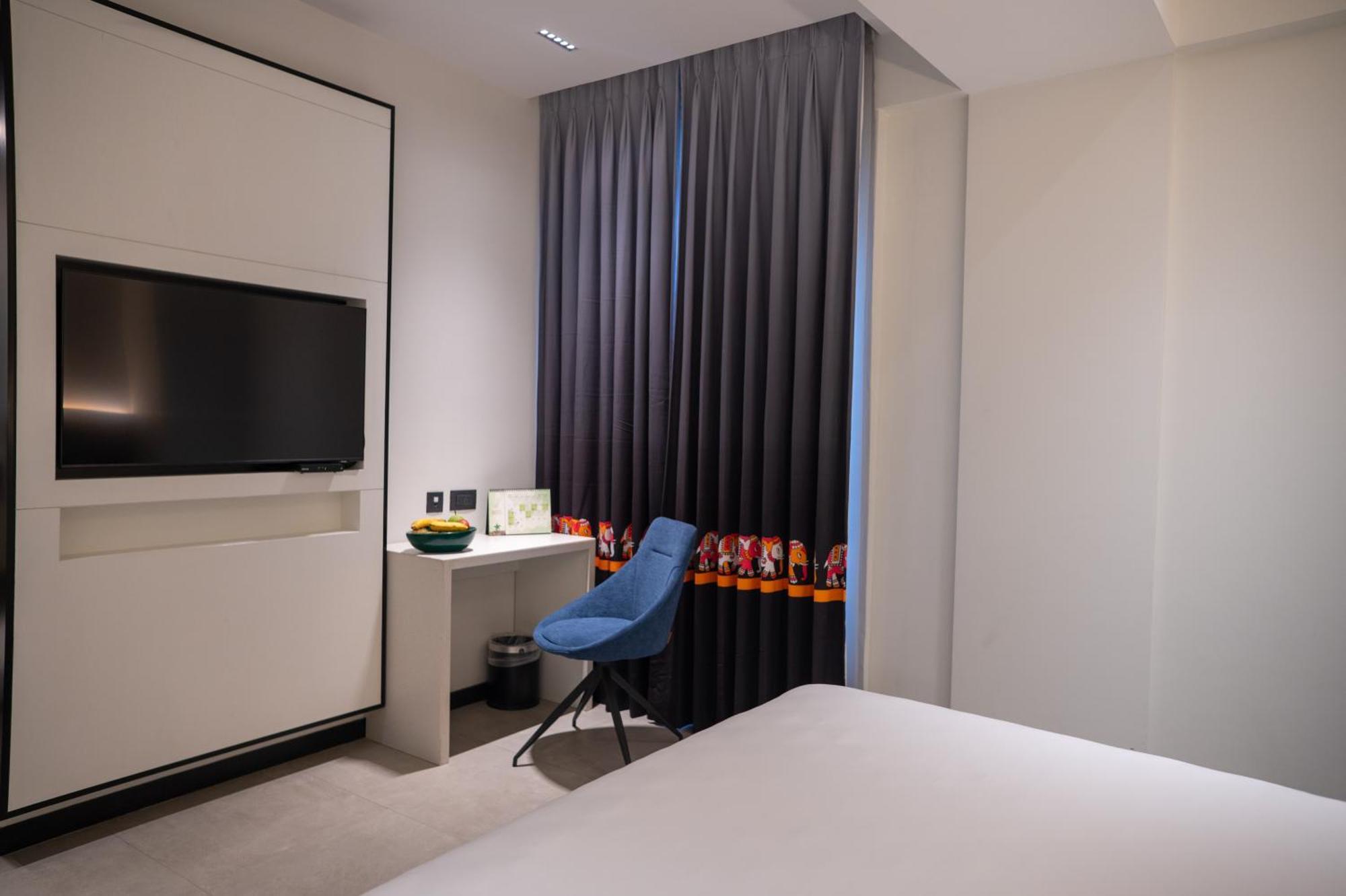 Zibe Luxe Kakinada By Grt Hotels Exterior foto